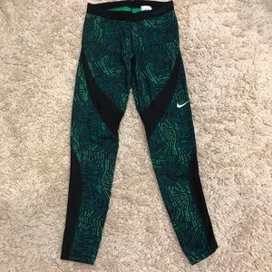 Nike leggings